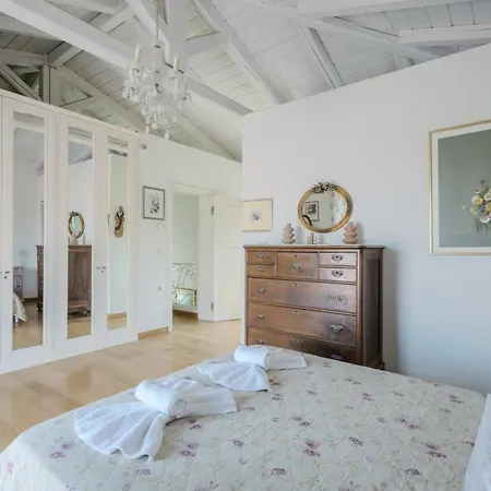 Olea Corfu Exclusive With Infinity Pool & Panoramic Views Near Achilleion Palace *